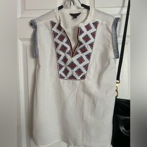 JCREW peasant sleeveless white shirt with embroidery
